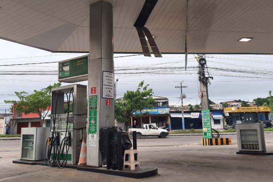 TENSÃO - Frentistas são amarrados por quadrilha em posto de combustíveis durante roubo na zona sul - News Rondônia