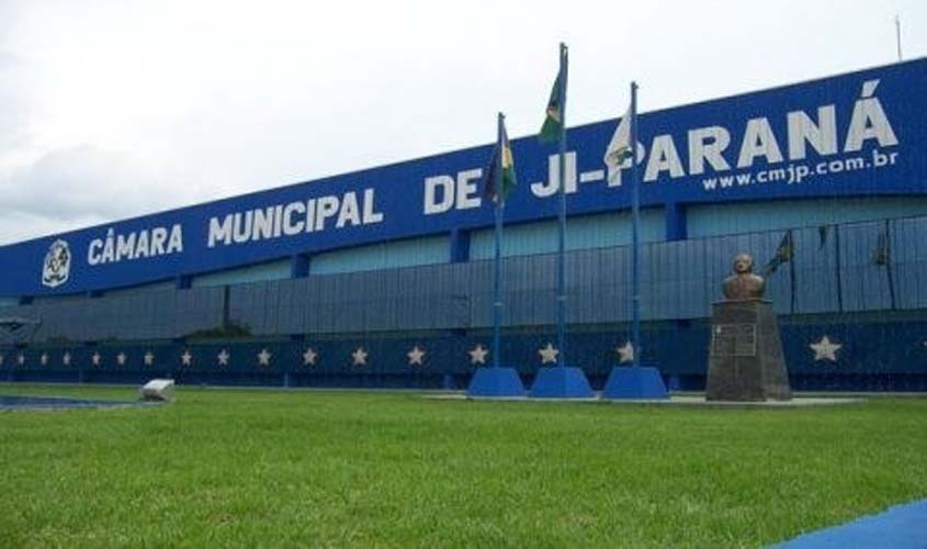 CONFUSÃO - VEJA O VÍDEO: Aumento no salário do Prefeito de R$ 13.416,00 para R$ 24.148,80 quase acaba em pancadaria em Ji-Paraná - News Rondônia