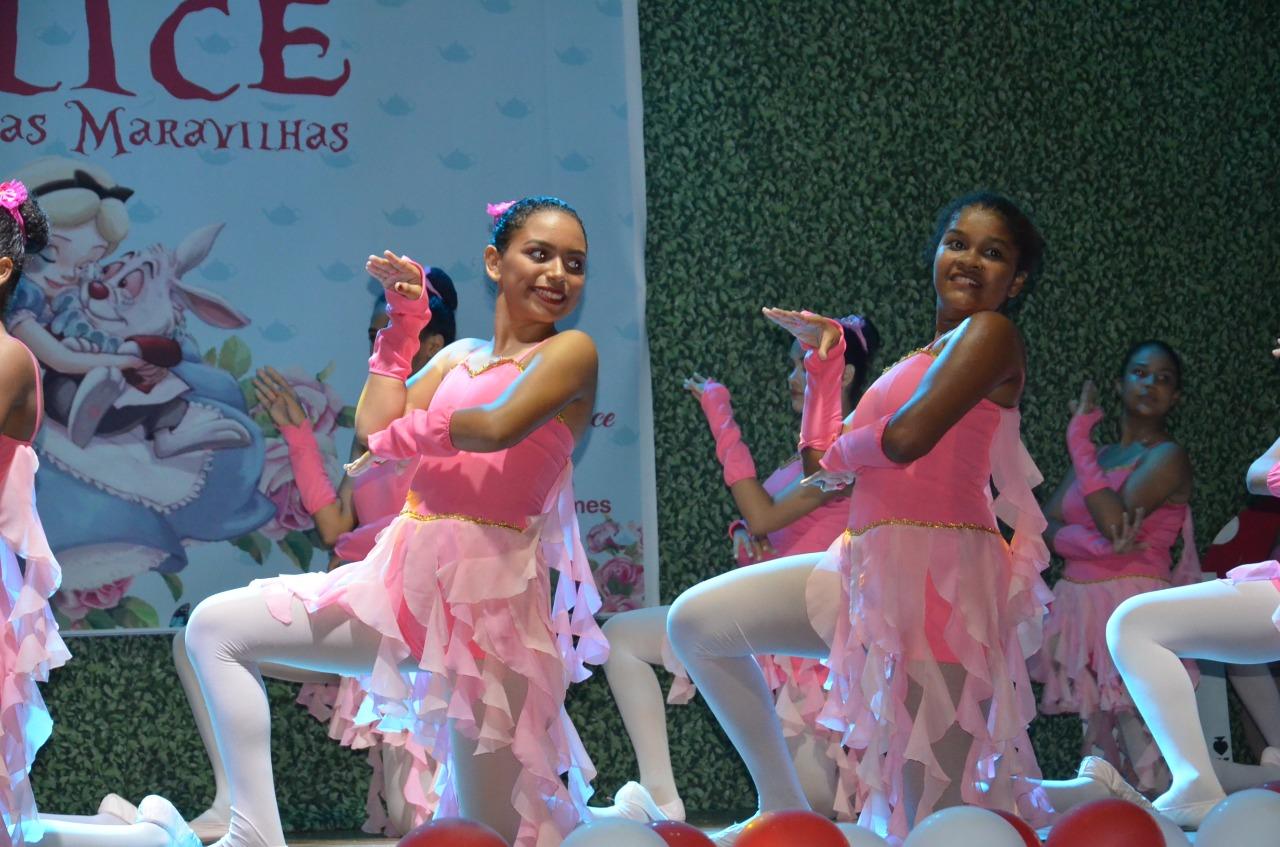 FUNCET DE ARIQUEMES PROMOVE MOSTRA DE DANÇA "ALICE NO PAÍS DAS MARAVILHAS" - News Rondônia