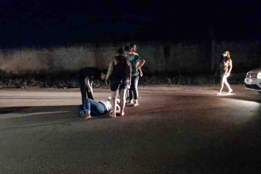 ESCURIDÃO - Mulher é atropelada e motorista foge sem prestar socorro na zona leste - News Rondônia
