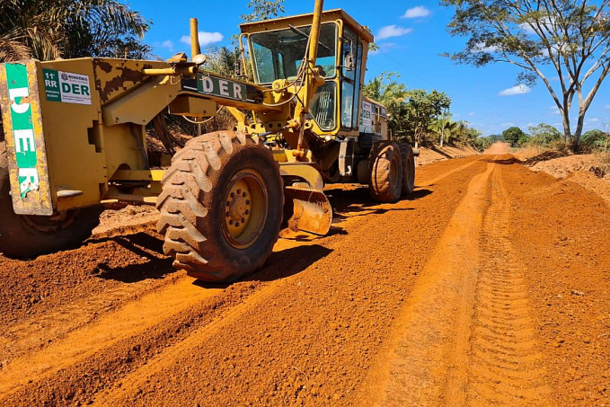 Trecho não pavimentado da RO-494, na região de Primavera de Rondônia passa por manutenção e melhorias - News Rondônia