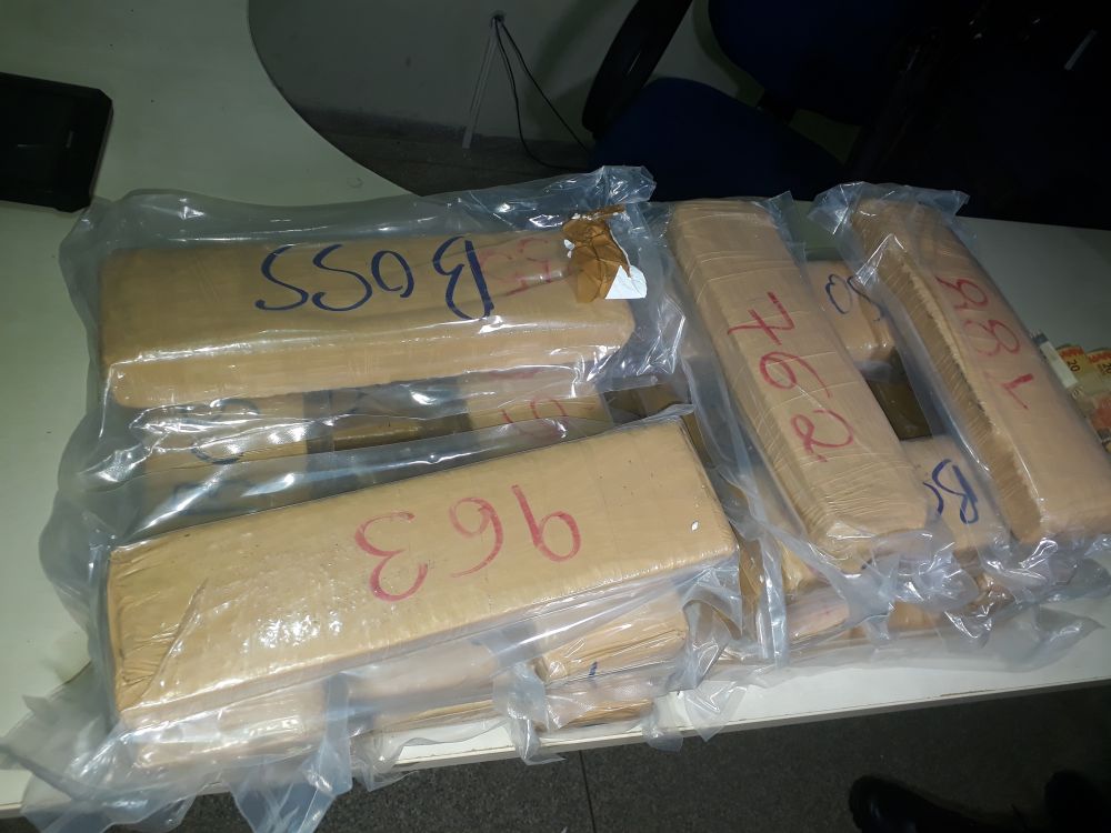 PM retira mais de 15 Kg de Maconha das ruas de Ji-Paraná e prende apenado com tornozeleira eletrônica - News Rondônia