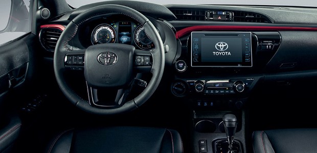POR R$ 207 MIL, TOYOTA HILUX GR-S É A PICAPE MÉDIA MAIS CARA DO BRASIL - News Rondônia