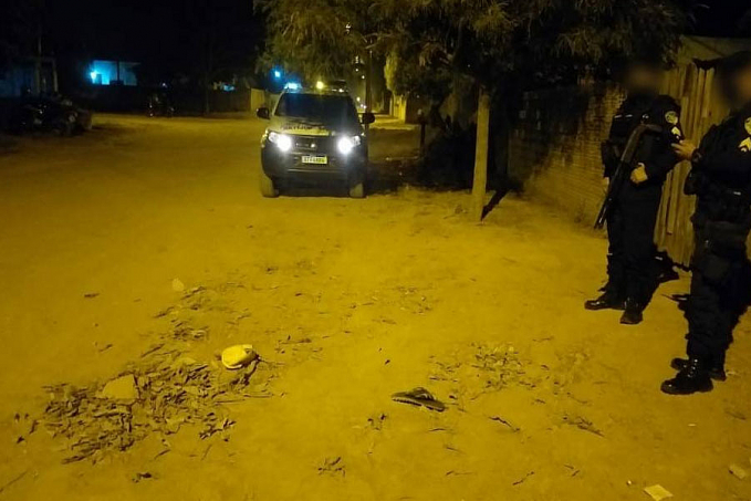 Homem ainda não identificado é atingido por tiro na barriga e levado a hospital em estado grave - News Rondônia