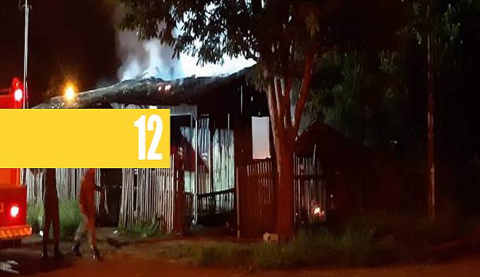 CASA ONDE HOMEM FOI ASSASSINADO COM TIRO NA CABEÇA É INCENDIADA - News Rondônia