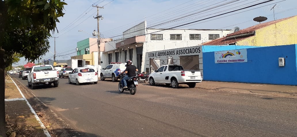 Bandidos invadem empresa aérea e furtam armas na capital - News Rondônia