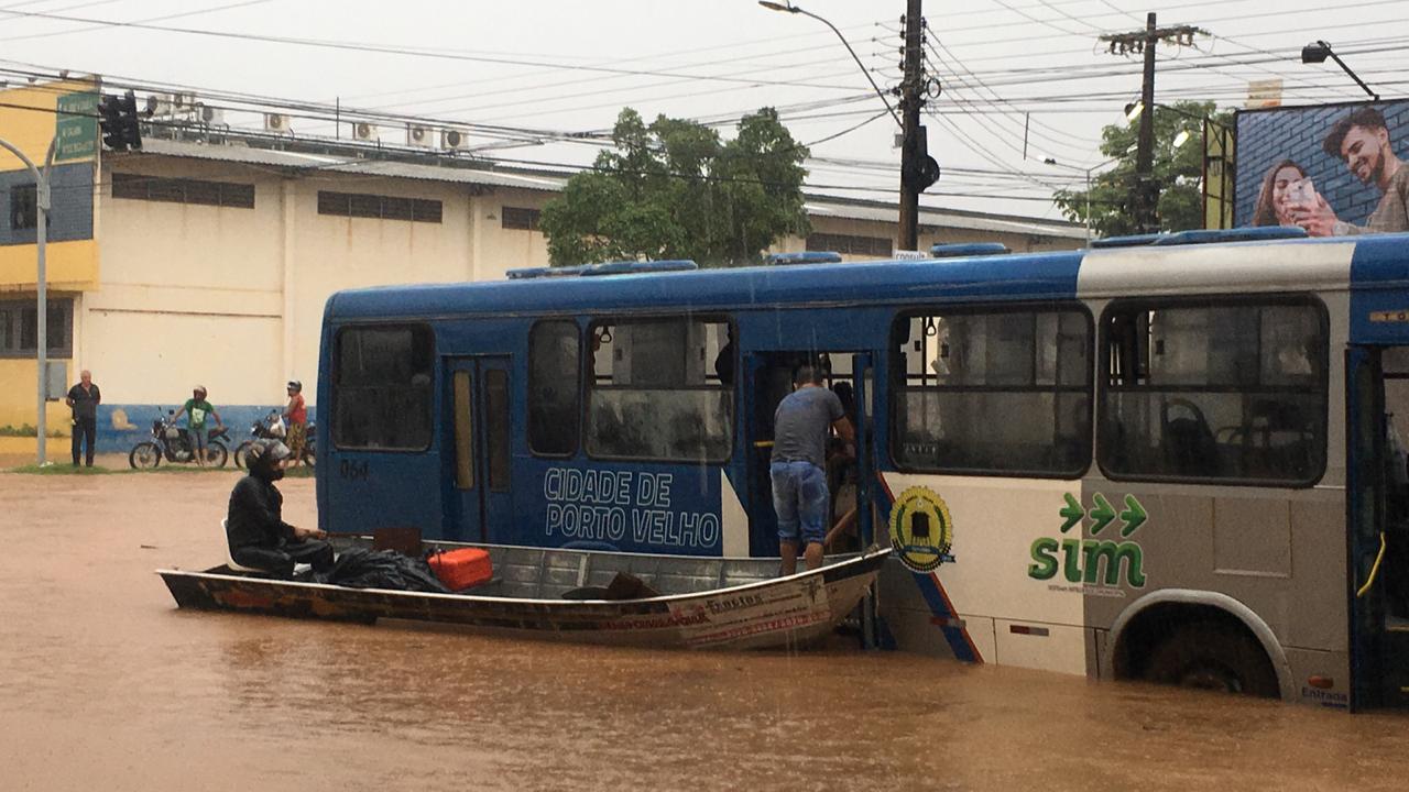 MERDA NA CIDADE SITIADA - POR PROFESSOR NAZARENO* - News Rondônia