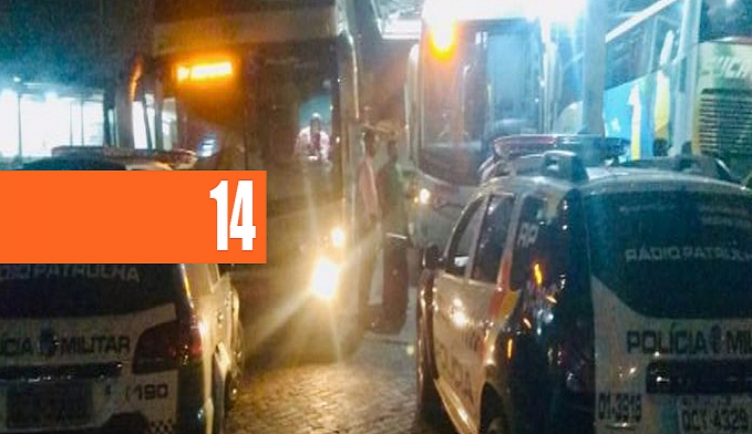 MULHER COME COXINHA, PASSA MAL E MORRE DENTRO DE ÔNIBUS - News Rondônia