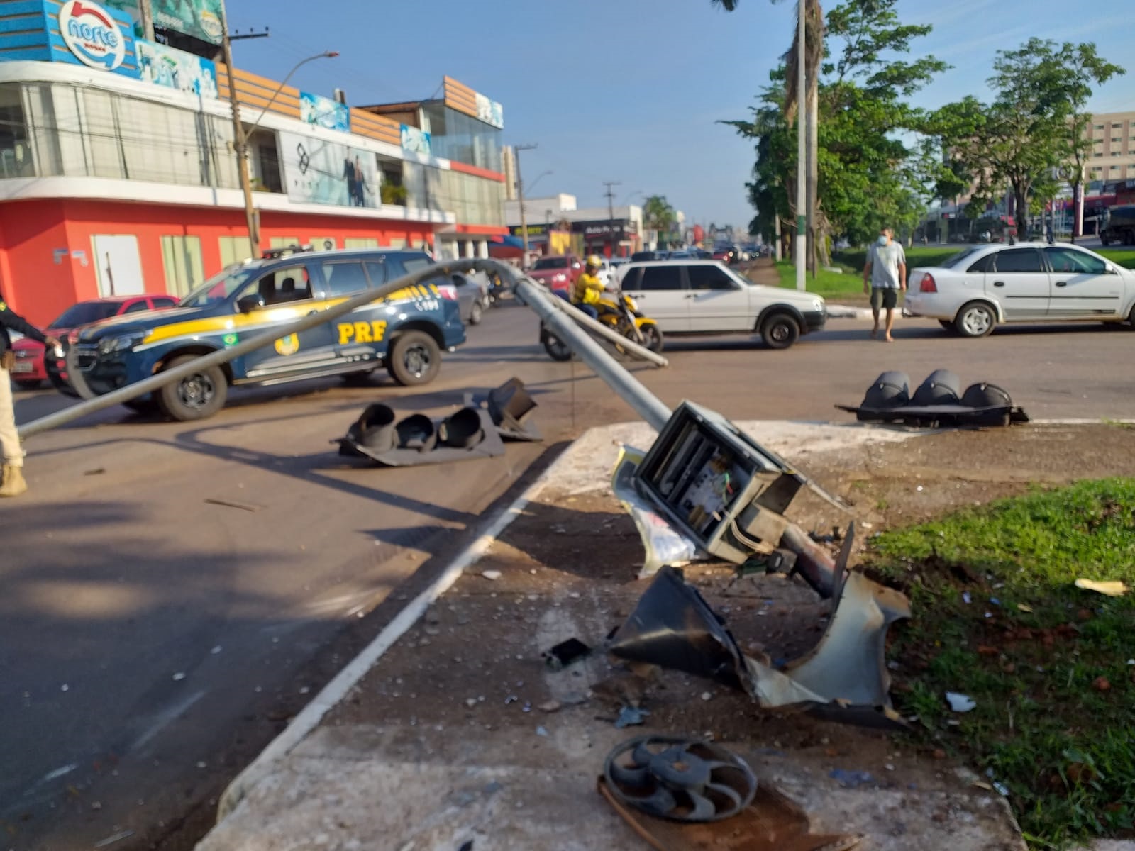 Acidente com viatura da Força Nacional deixa dois feridos em Porto Velho - News Rondônia