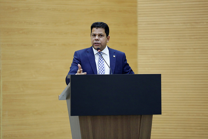 Jair Montes pede ao Governo prorrogação do Edital de contração de Técnicos Educacionais nível II - News Rondônia