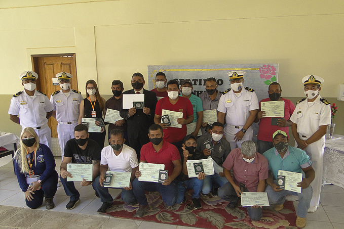 Pescadores de Nova Mamoré são capacitados em curso de formação de aquaviário para pilotar embarcações de até dez metros - News Rondônia