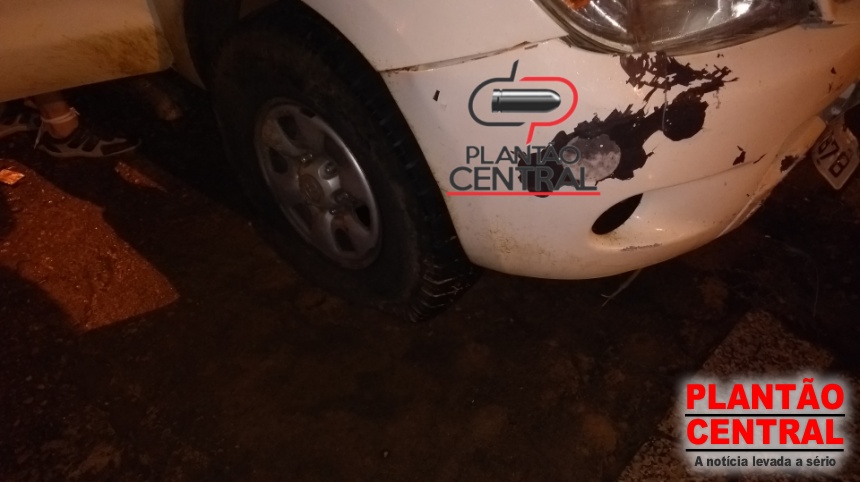 FAMÍLIA É LIBERTADA APÓS BANDIDOS TROCAR TIROS COM A PM - News Rondônia