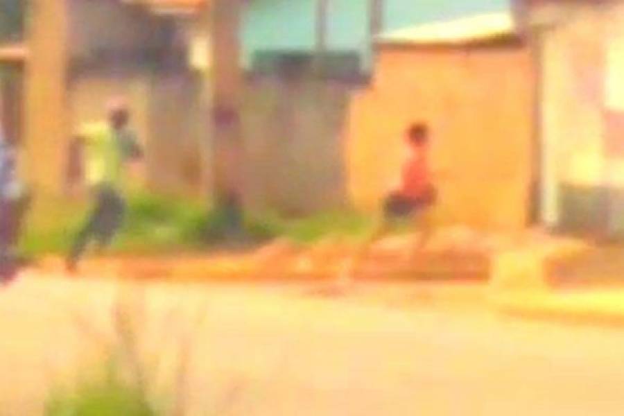 APÓS BRIGA POR CAUSA DE CELULAR, HOMEM PERSEGUE MULHER E ACABA PRESO - News Rondônia