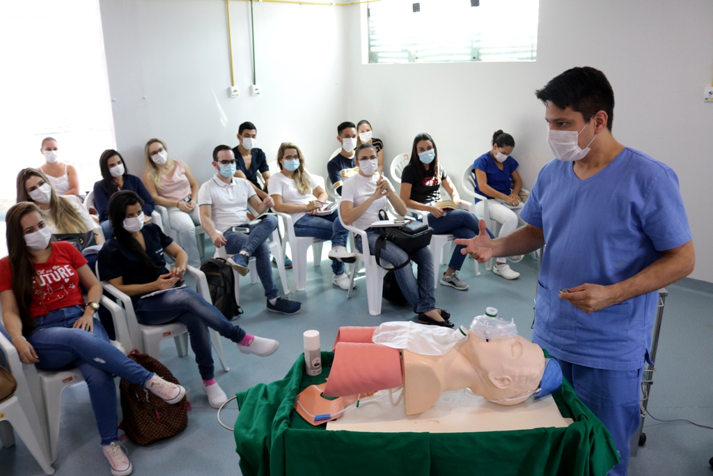 Profissionais de saúde que atuam no Hospital de Campanha de Rondônia  Unidade Zona Leste passam por treinamento - News Rondônia