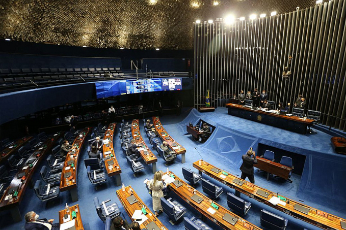 Senado: falta de quórum adia votação de PEC sobre cargos comissionados - News Rondônia
