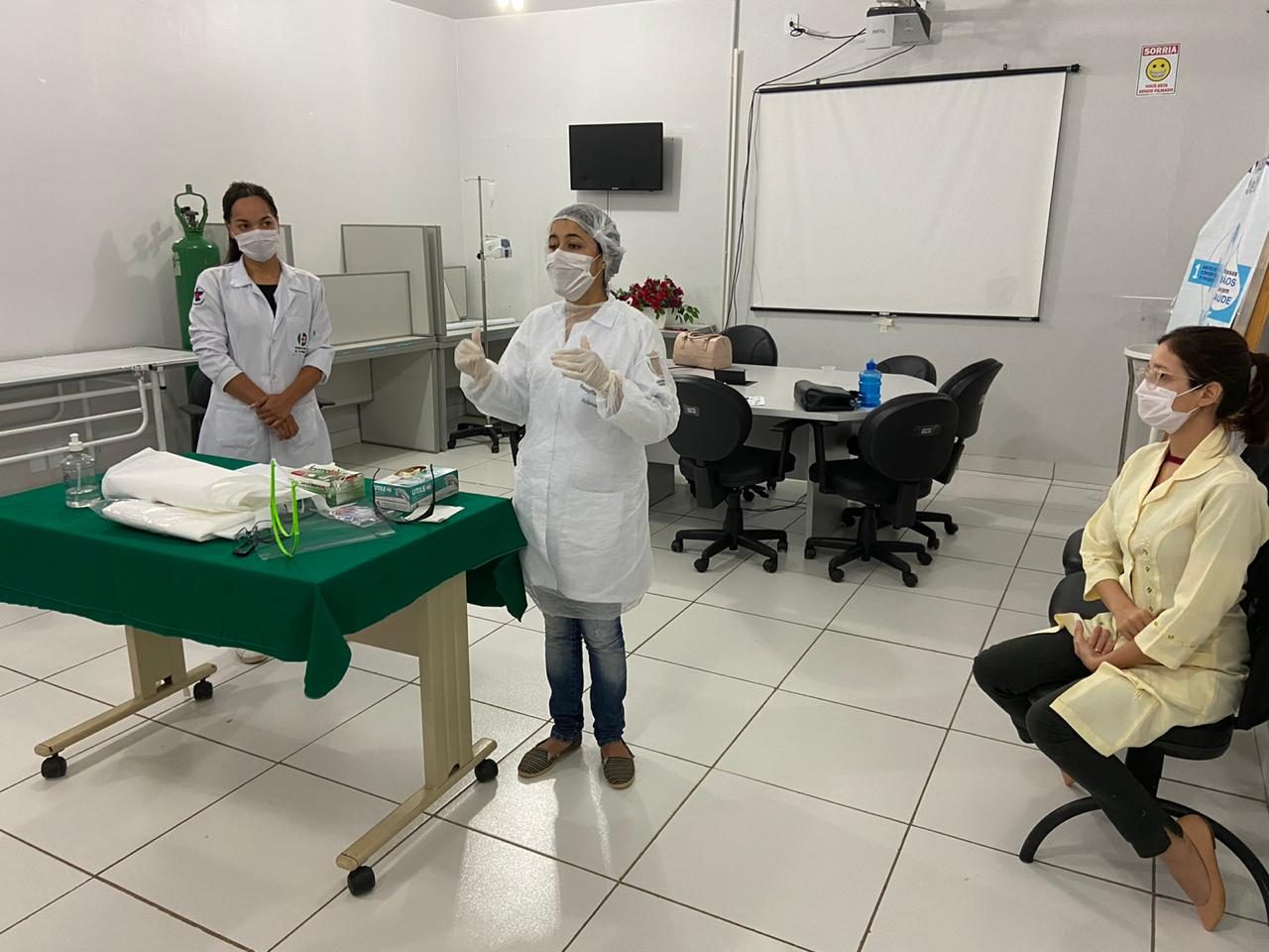 HOSPITAL DE BASE REALIZA TREINAMENTOS COM OS PROFISSIONAIS DE SAÚDE SOBRE UTILIZAÇÃO CORRETA DOS EPIS NO ENFRENTAMENTO AO CORONAVÍRUS - News Rondônia