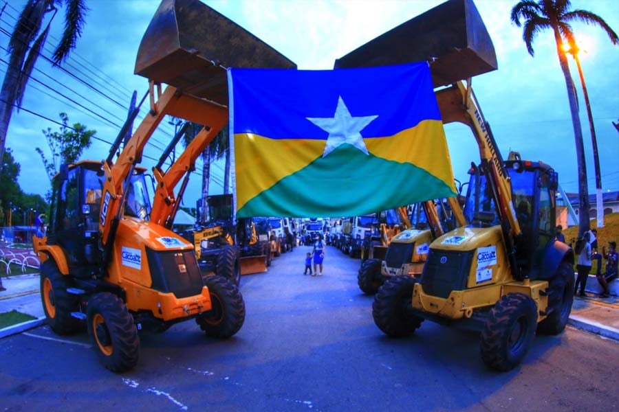 INFRAESTRUTURA: Em Cacoal, Governo de Rondônia lança projetos Tchau Poeira e 'Governo na Cidade' para reforçar infraestrutura na área urbana - News Rondônia