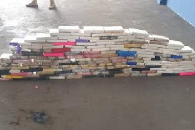 Caminhoneiro que saiu de RO com 169 kg de pasta base de cocaína é preso em MG; droga foi avaliada em R$ 6,2 milhões - News Rondônia