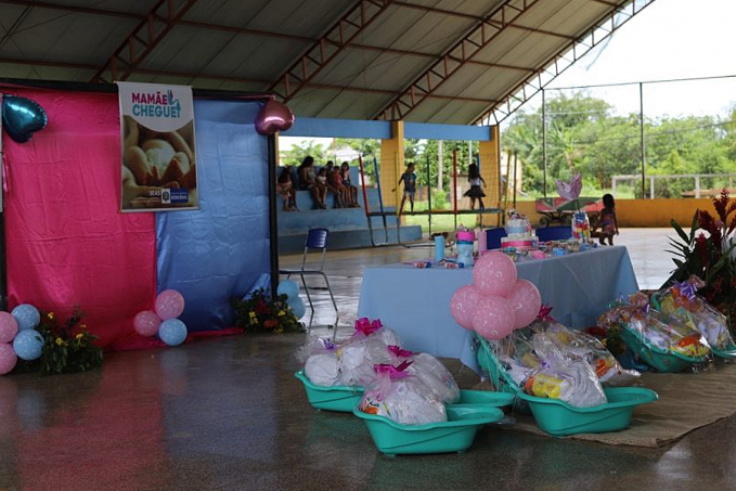 Grávidas do distrito de São Carlos são contempladas com kit enxoval do programa 'Mamãe Cheguei' - News Rondônia