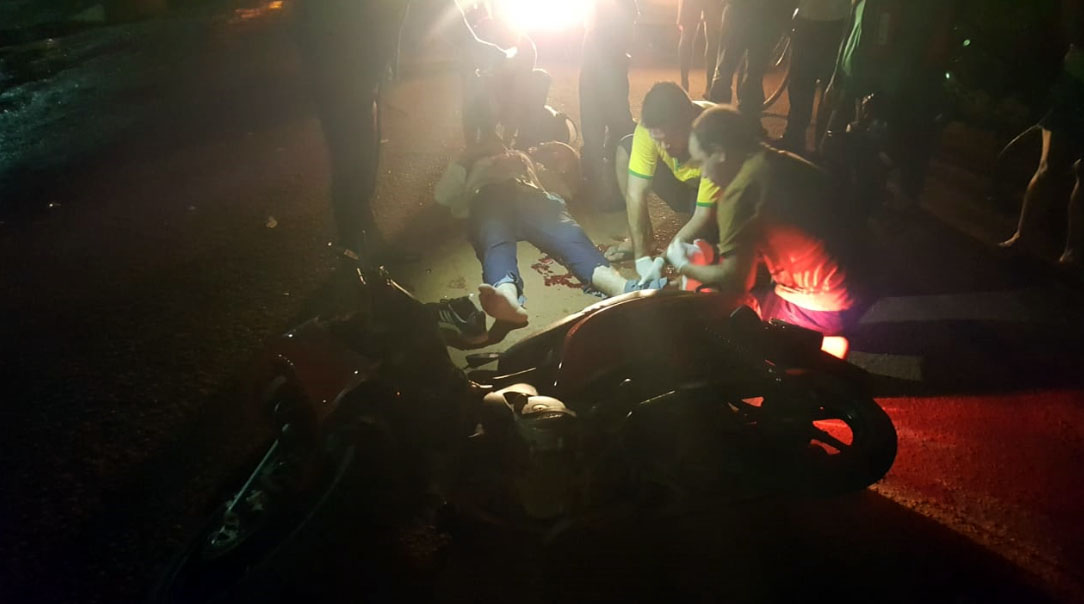 MOTOCICLISTAS BATEM DE FRENTE E SOFREM GRAVES FERIMENTOS - News Rondônia