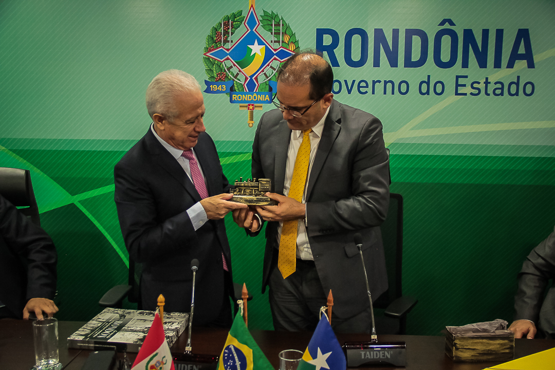 FOMENTO DE NEGÓCIOS ENTRE RONDÔNIA E PERU É DISCUTIDO DURANTE SEMINÁRIO DE OPORTUNIDADES REALIZADO EM PORTO VELHO - News Rondônia