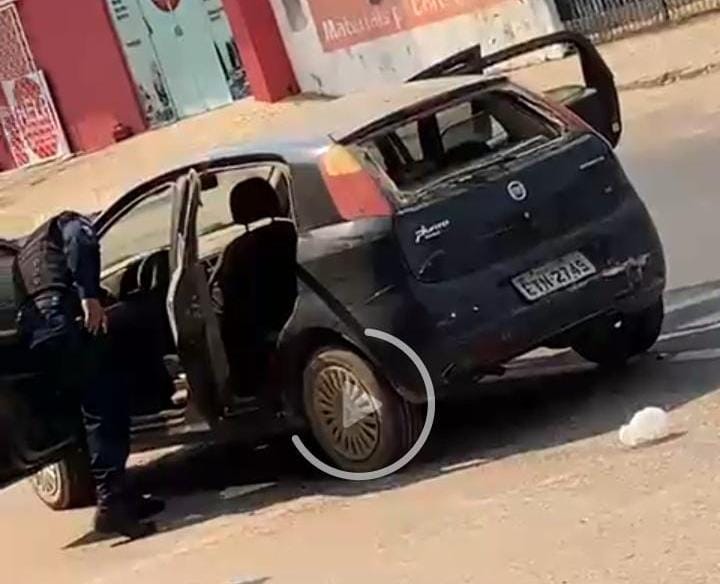 AÇÃO RÁPIDA: Quadrilha é presa com veículo roubado - News Rondônia