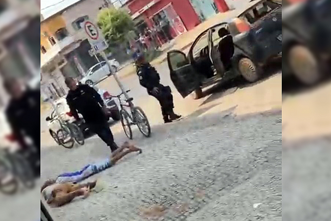 AÇÃO RÁPIDA: Quadrilha é presa com veículo roubado - News Rondônia