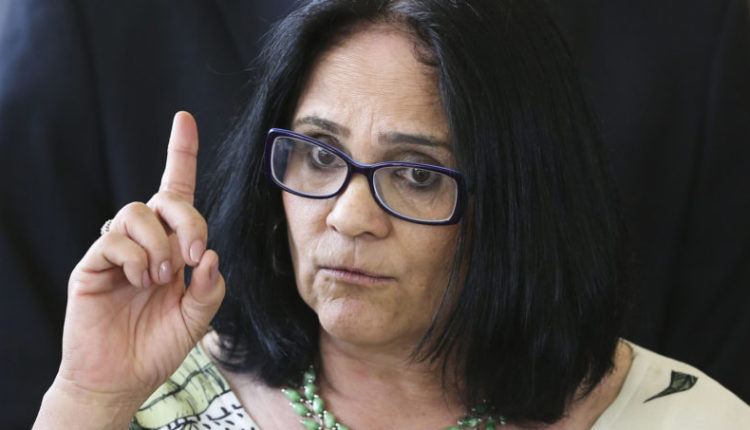 DAMARES É ACUSADA DE SEQUESTRAR E CRIAR ILEGALMENTE CRIANÇA INDÍGENA, MINISTRA CONTESTA: TOTAL ANUÊNCIA - News Rondônia