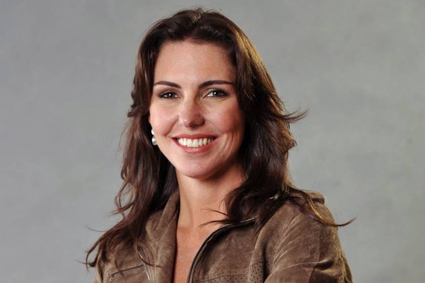 Glenda Kozlowski assina contrato com a Band para apresentar o novo 'Show do Esporte' - News Rondônia