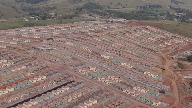 MINHA CASA, MINHA VIDA PIOROU CIDADES E ALIMENTOU ESPECULAÇÃO IMOBILIÁRIA, DIZ EX-SECRETÁRIA DO GOVERNO LULA - News Rondônia