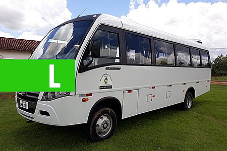 DEPUTADO EDSON MARTINS ENTREGA MICRO-ÔNIBUS PARA TRANSPORTE DE PACIENTES EM VALE DO ANARI - News Rondônia