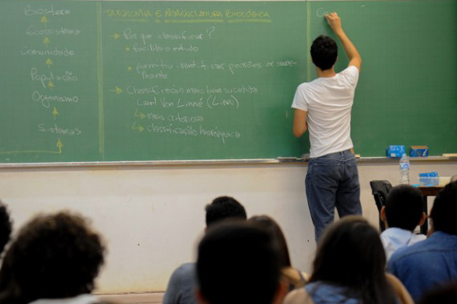 Dia do Professor: Rondônia paga o nono maior salário do país - News Rondônia