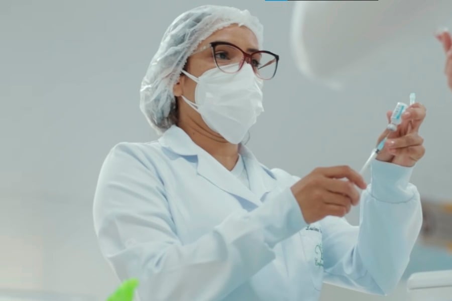 2ª dose de Astrazeneca para trabalhadores da Educação é antecipada para este sábado em Vilhena, veja cronograma - News Rondônia