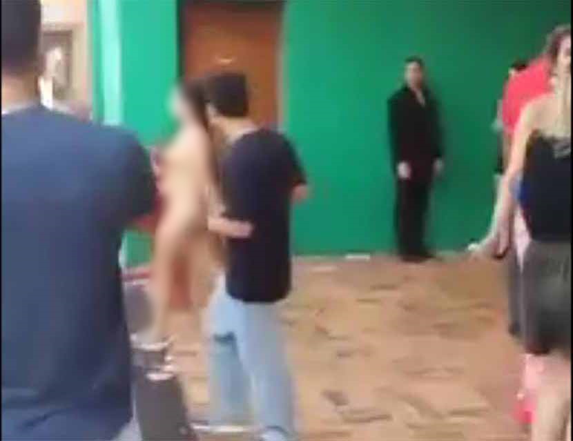 RAPAZ SURTA, RASGA ROUPA DA NAMORADA E A DEIXA NUA NO CENTRO DE CUIABÁ - News Rondônia