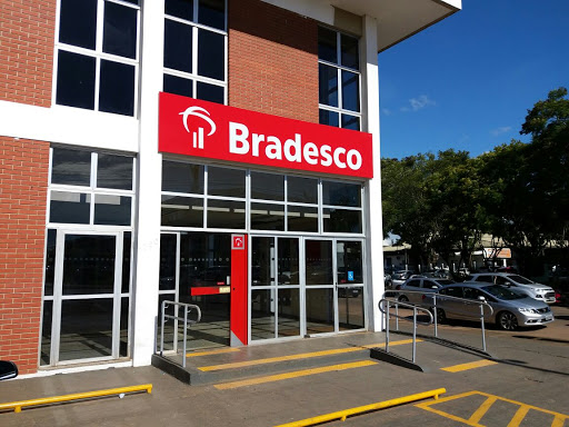 Agência do Bradesco é fechada em Porto Velho pela Justiça do Trabalho por falta de ar refrigerado - News Rondônia
