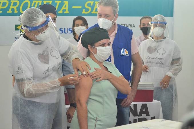 Vacinas contra covid-19 chegam em Vilhena, dois vilhenenses já foram vacinados - News Rondônia