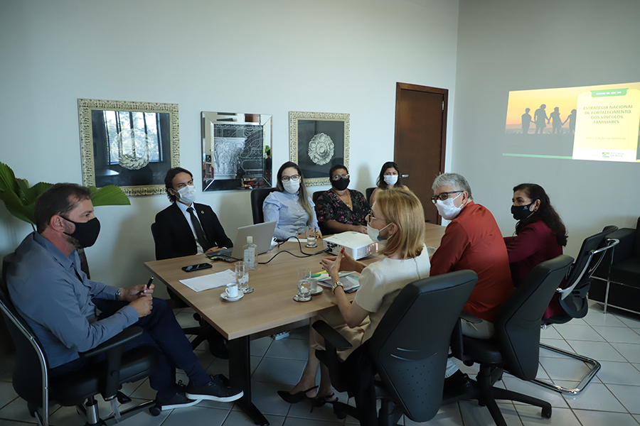 ASSISTÊNCIA SOCIAL - Prefeito recebe secretária Nacional da Família para fortalecer promoção na comunidade - News Rondônia