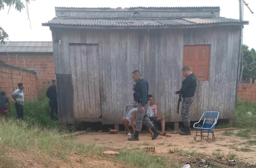 GUERRA DE FACÇÕES: DUPLAS EM MOTOS FAZEM NOVO ATENTADO EM RIO BRANCO E DEIXAM UM MORTO E DOIS FERIDOS - News Rondônia