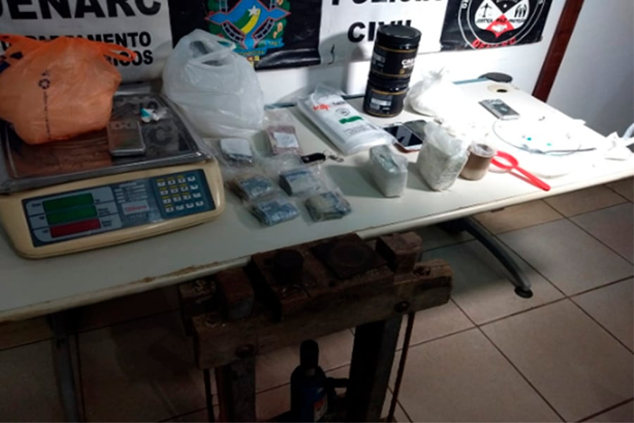 DENARC REALIZA PRISÃO E APREENSÃO DE DROGAS EM BAIRRO DA CAPITAL - News Rondônia