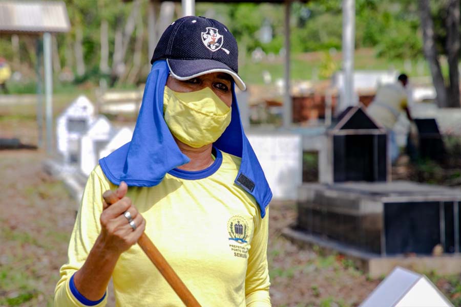 DIA DO SERVIDOR - Agente de limpeza criou a família e acumulou conquistas como estatutária em Porto Velho - News Rondônia