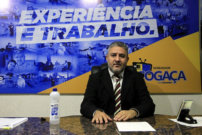 Everaldo Fogaça: Emdur conclui recuperação dos pontos de iluminação pública da praça CEU e campo de futebol do JK - News Rondônia