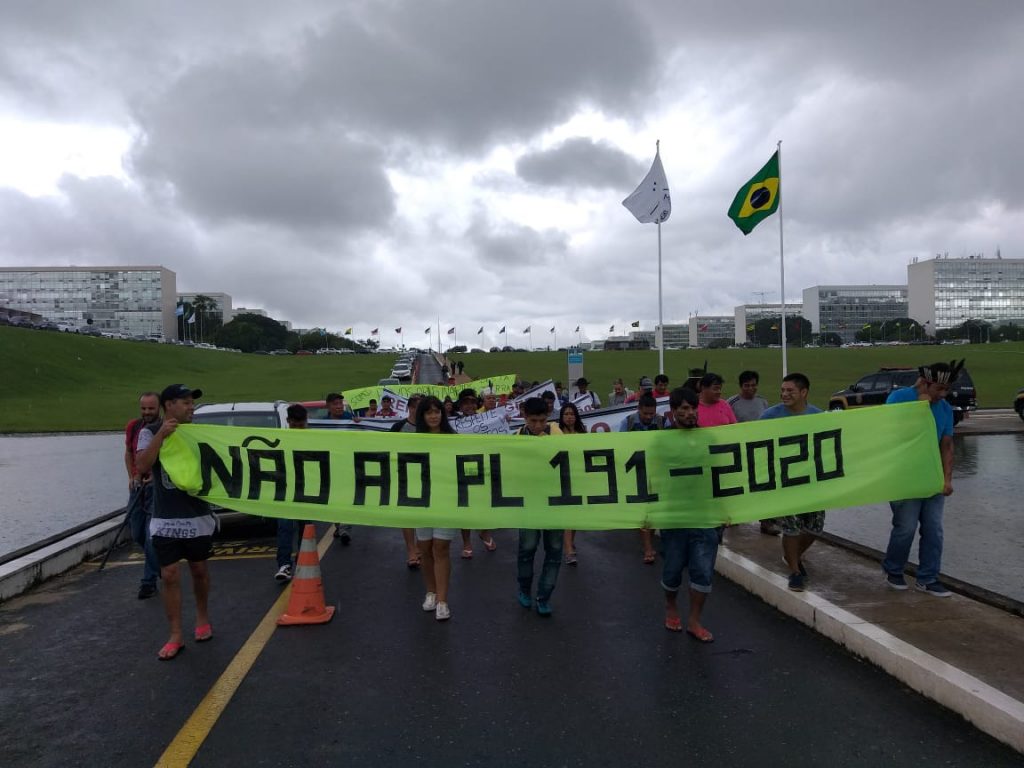 O QUE O BRASIL GANHA COM A MINERAÇÃO EM TERRAS INDÍGENAS?  POR MARA PARAGUASSU - News Rondônia