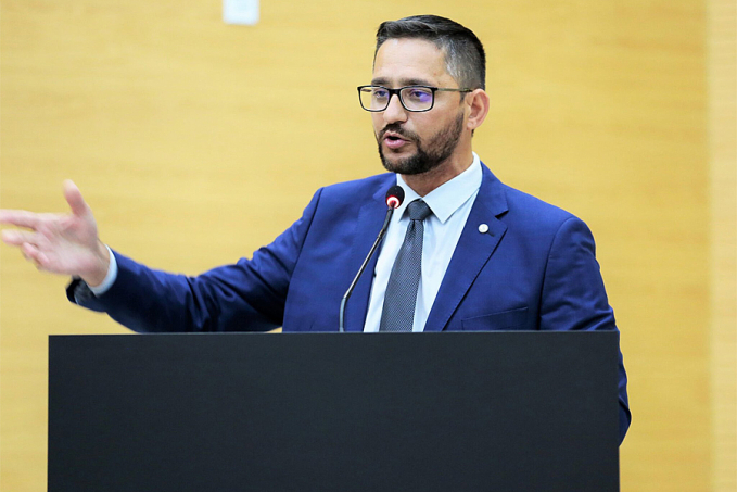 VIROU LEI  Projeto do deputado Anderson que transforma Espigão do Oeste em estância turística é sancionado pelo governador - News Rondônia