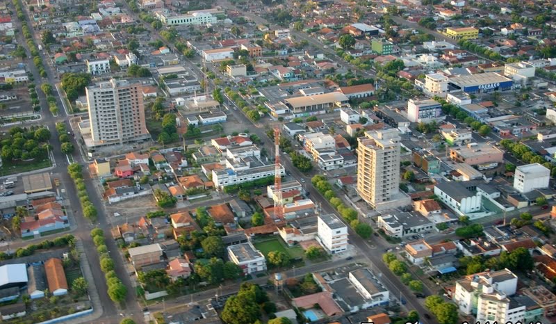 Prefeitura de Cacoal anuncia calendário de vacinação e diz que Município está vacinando média diária de 700 pessoas - News Rondônia
