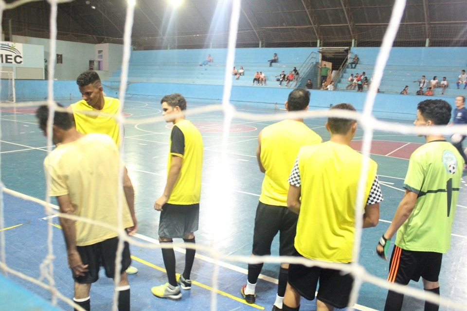 1° CAMPEONATO INTERESCOLAR DO EJA EM VILHENA ENCERRA COM ENTREGA DE PRÊMIOS - News Rondônia