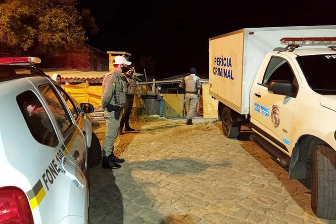 Homem sai da cadeia e mata ex com 10 facadas - News Rondônia