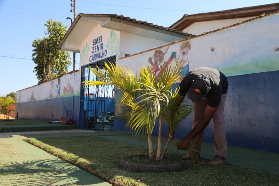 JARU: ESCOLAS MUNICIPAIS PASSAM POR REPAROS PARA RECEBER ALUNOS PARA AS AULAS NO SEGUNDO SEMESTRE - News Rondônia