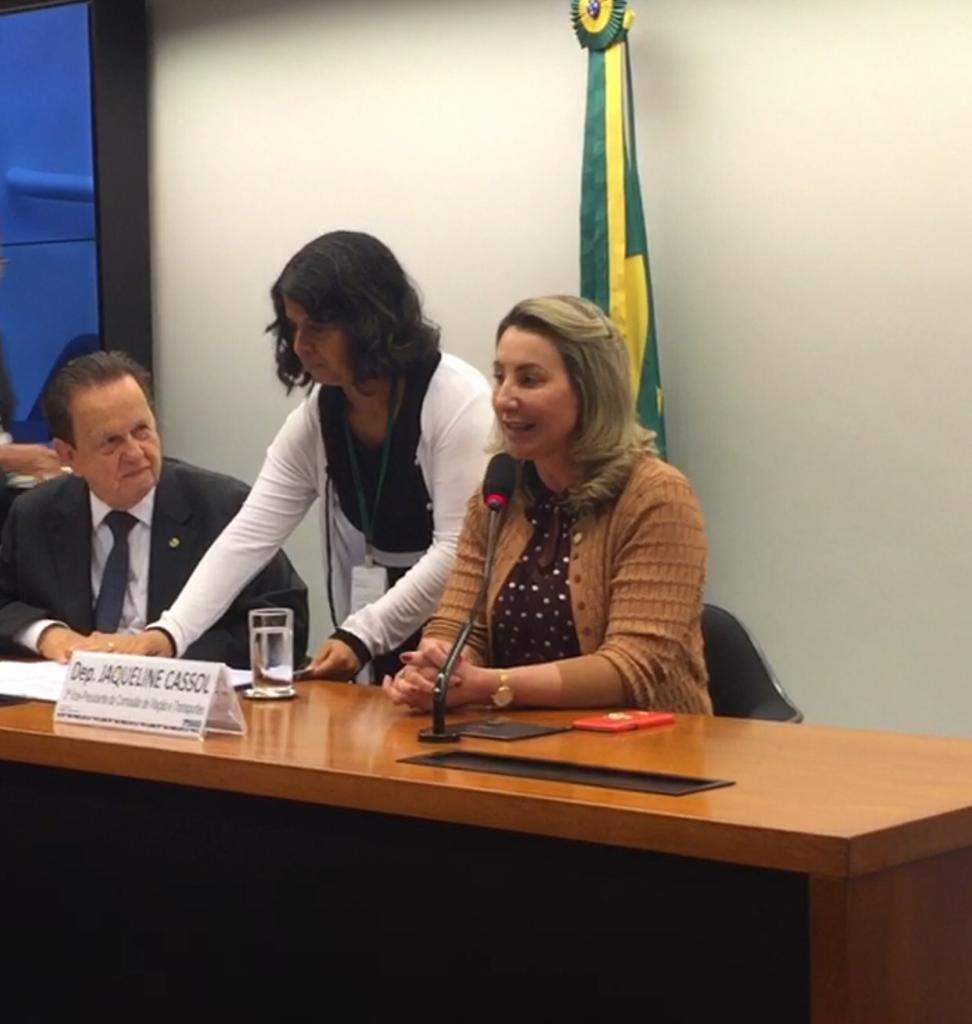 DEPUTADA JAQUELINE CASSOL É ELEITA SEGUNDA VICE-PRESIDENTE DA COMISSÃO DE VIAÇÃO E TRANSPORTES DA CÂMARA DOS DEPUTADOS - News Rondônia