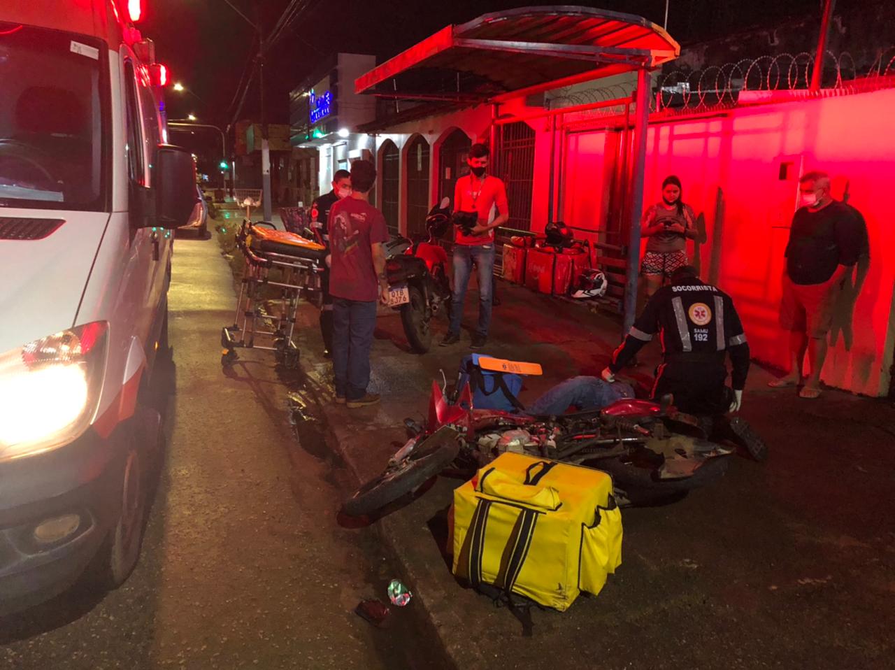 EMBRIAGADO - Condutor de veículo atropela violentamente motoboy - News Rondônia