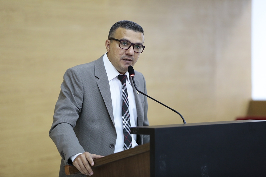 DEPUTADO ALEX SILVA QUER MELHORIAS NA ESTRUTURA DA PM EM RIO PARDO E REDE DE ÁGUA PARA A VILA PRINCESA - News Rondônia